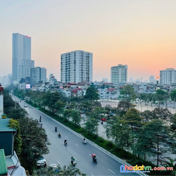 Mặt phố thái hà 135m 7 tầng vỉa he 5m kinh doanh vô đối siêu hiếm chỉ 46 tỷ