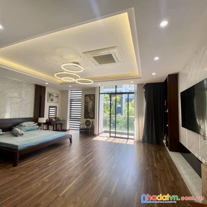 Bán gấp biệt thự văn phú, hà đông, 180m2, 4t, mt28m lô góc, nhỉnh 18 tỷ