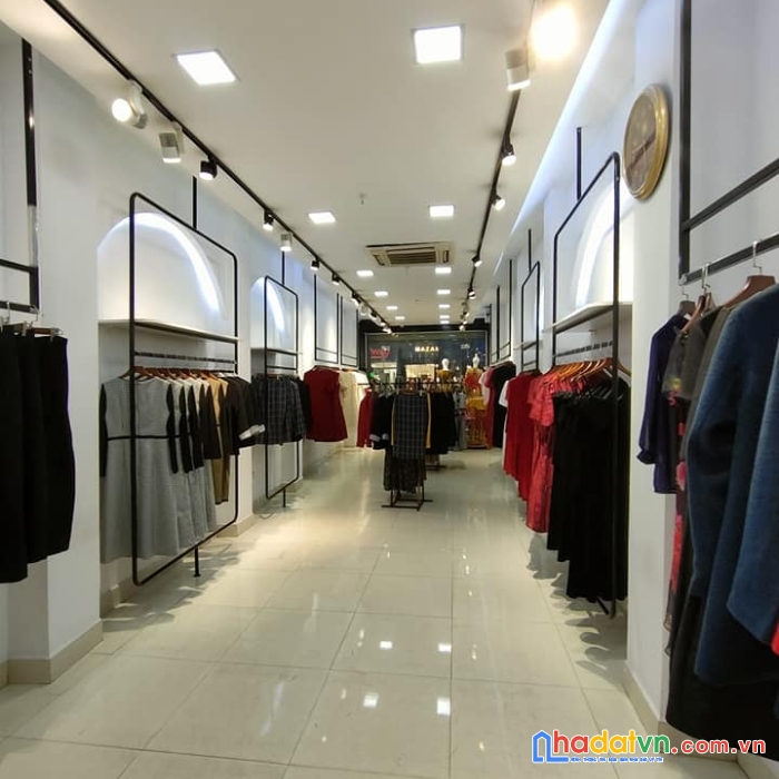Mặt phố vip thái hà, đống đa, 7 tầng thang máy. vỉa hè, ô tô đỗ, kinh doanh đa dạng ngành nghề