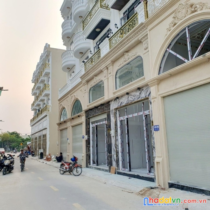 9 căn nhà phố liền kề đường 26 thảng 3, 5 tầng, nhựa 6m, 56m2 chỉ 7.5 tỳ, sát aeon mall tân phú.