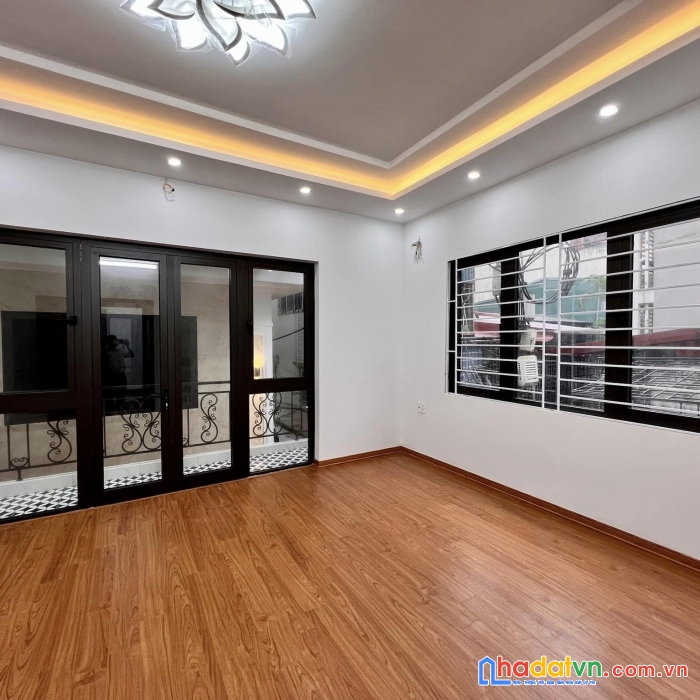 Bán nhà hoàng liệt 48m2 x5t,mới,đẹp,ở luôn,giá 4,29ty