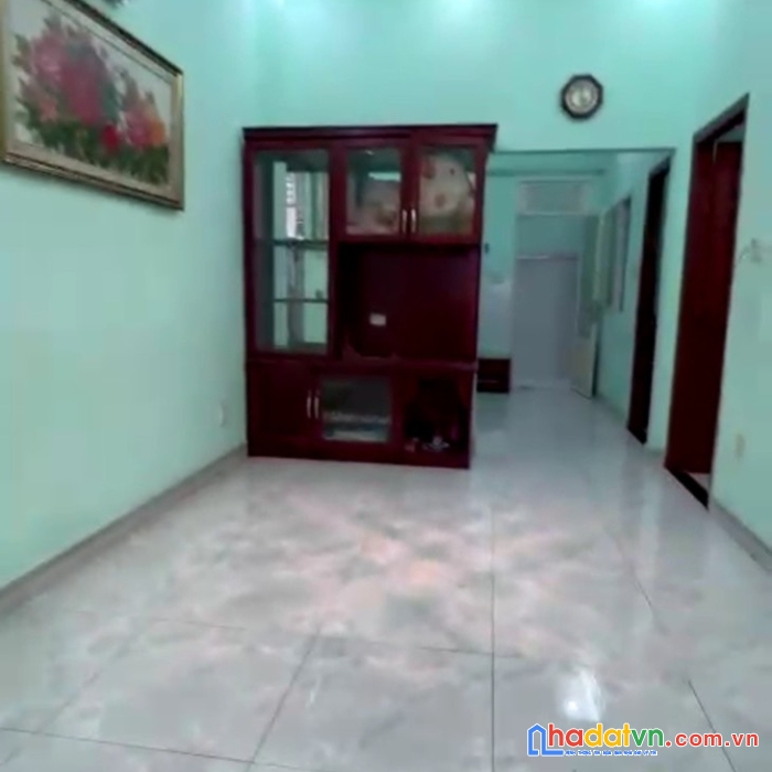 Chính chủ cần bán gấp căn nhà đẹp-giá cực rẻ tại quận bình thạnh sát ben quận 1 -tp hcm