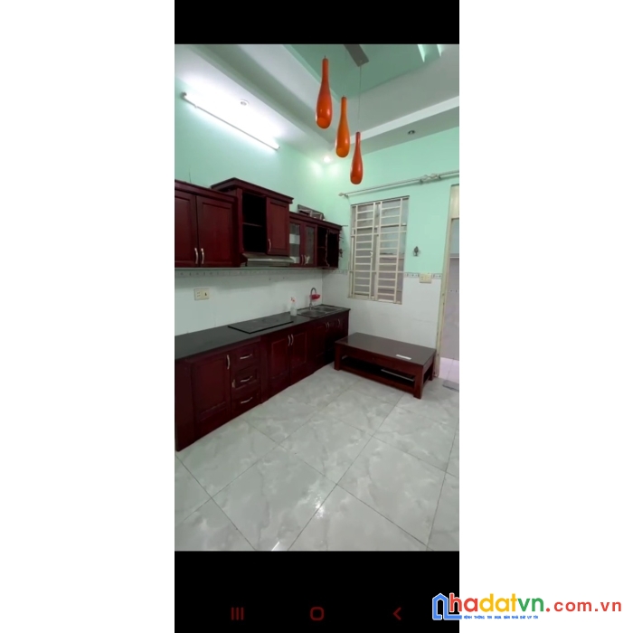 Chính chủ cần bán gấp căn nhà đẹp-giá cực rẻ tại quận bình thạnh sát ben quận 1 -tp hcm