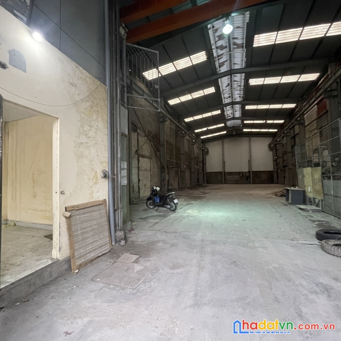 Cho thuê xưởng gần 600m2 làm sx cơ khí, kho hàng, văn phòng