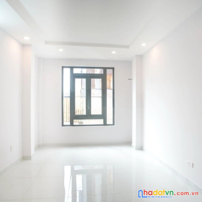 Nhà thuê 3 tầng hẻm ba đình p10q8 - giá : 8.5 triệu
