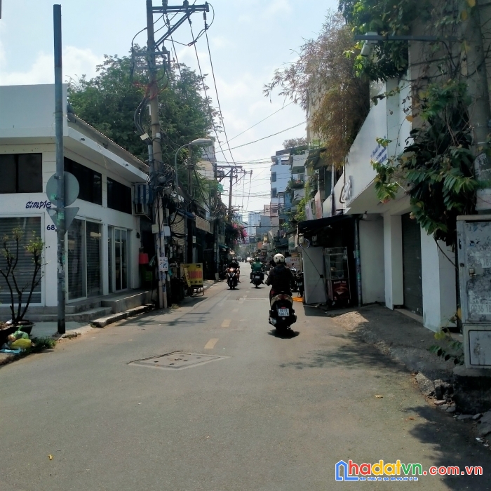 Bán gấp nhà mặt tiền xvnt phường 19 , q.bình thạnh , ngay cầu thị nghè , dt 95m2 giá 17tỷ2 .