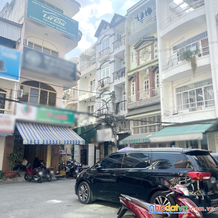 Nhà (5x16.3m) 4 tầng hẻm xe tải đường thành thái p12q10 - giá : 20.5 tỷ
