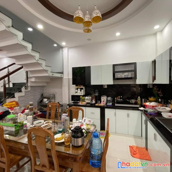 Bán nhà 220/ nguyễn văn khối, 4.5x18, hẻm 4.5m, 3 tầng btct chỉ 7.8 tỷ tl