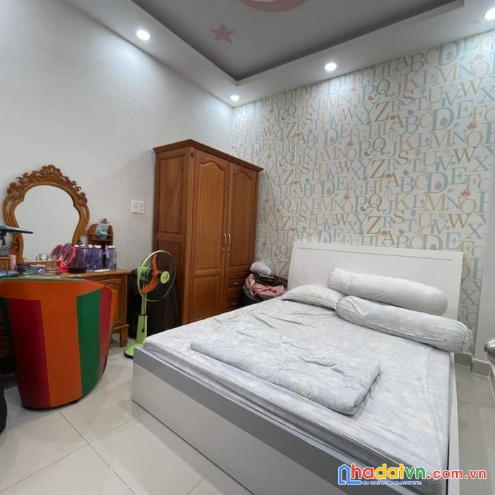 Bán nhà 220/ nguyễn văn khối, 4.5x18, hẻm 4.5m, 3 tầng btct chỉ 7.8 tỷ tl