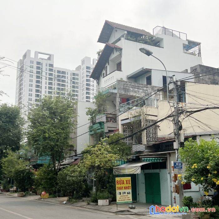 Nhà bán cấp 4 mặt tiền tuy lý vương p13q8 - giá : 6 tỷ