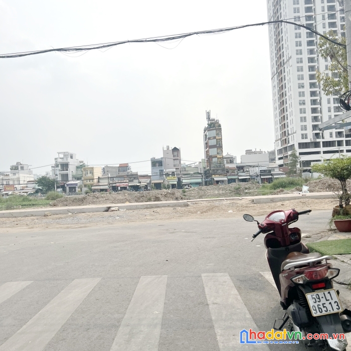 Nhà bán cấp 4 mặt tiền tuy lý vương p13q8 - giá : 6 tỷ