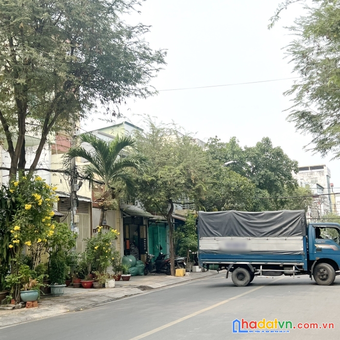 Nhà bán cấp 4 mặt tiền tuy lý vương p13q8 - giá : 6 tỷ