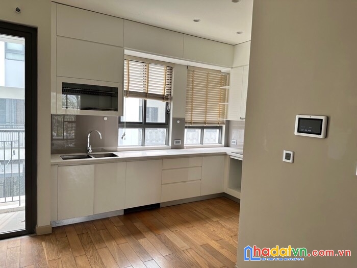 Cắt lỗ 2 tỷ căn liền kề tây linh đàm 98m2 sổ đỏ, 5 tầng mới koong, giá hạ còn 13 tỷ