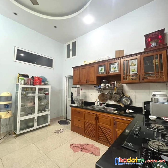 Bán nhà đồng đen tân bình 3 tầng, 5.7x19, 107m2, chỉ 15 tỷ 98