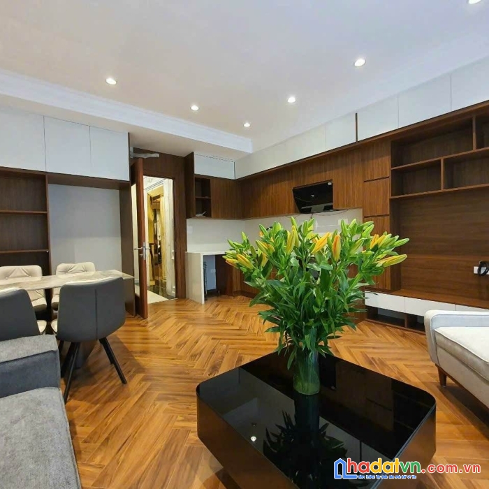 Bán nhà siêu đẹp phố nguyễn sơn, long biên, 6 tầng thang máy xịn xò, gara ô tô.