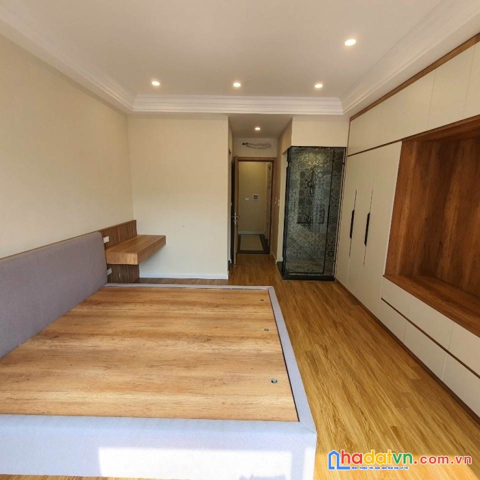 Bán nhà siêu đẹp phố nguyễn sơn, long biên, 6 tầng thang máy xịn xò, gara ô tô.
