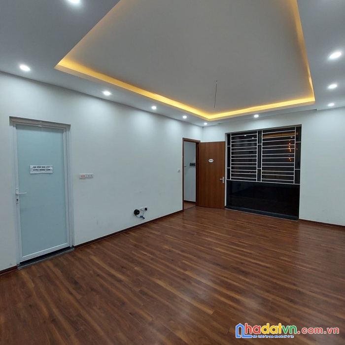 Cho thuê lô góc kinh doanh đỉnh cao tại tam trinh - đường 2 làn ô tô tấp nập