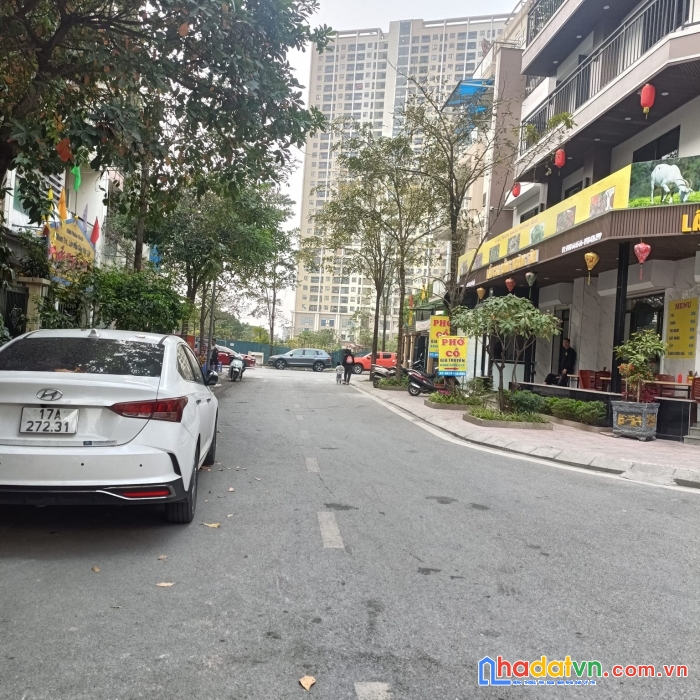 Cho thuê lô góc kinh doanh đỉnh cao tại tam trinh - đường 2 làn ô tô tấp nập