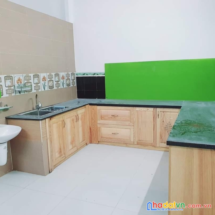 Nhà 2 tầng mặt tiền hòa minh buôn bán kinh doanh tốt