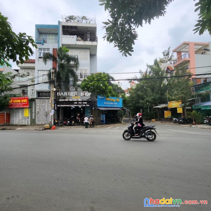 Chính chủ bán nhà căn góc đường cn1, 5 tầng, nhựa 20m, 132m2 giá 32 tỷ, sát aeon mall tân phú.