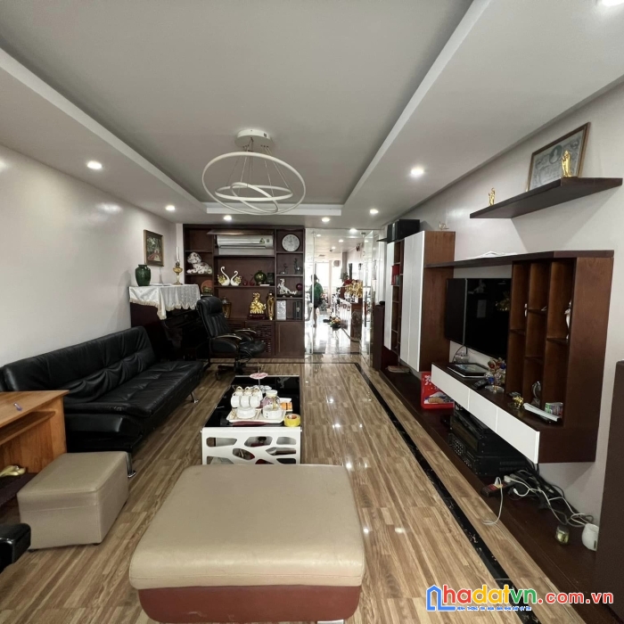 Bán nhà mới 8 tầng ga ra ô tô kinh doanh phố thái hà  đống đa hà nội 19 tỷ.