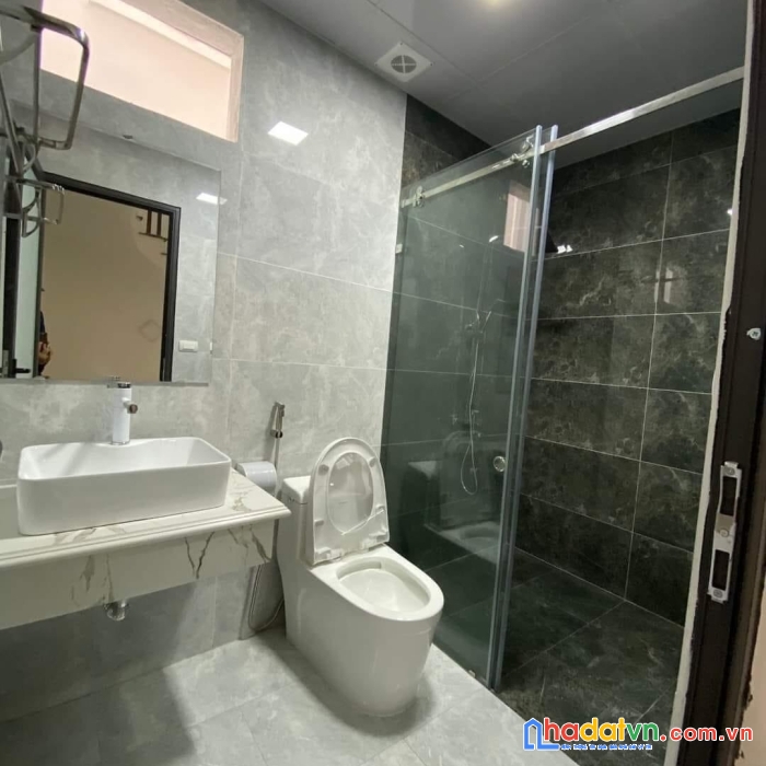 Bán nhà phố tây sơn - trung tâm đống đa - nhà đẹp ở ngay - hiện đại, 37m, 5t, mt 4,5m, giá 4,3 tỷ