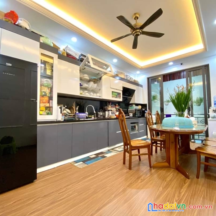 Bán mặt phố chiến thắng, hà đông, 2 mặt kinh doanh đắc địa, 65m2, 4 tầng, nhỉnh 17 tỷ