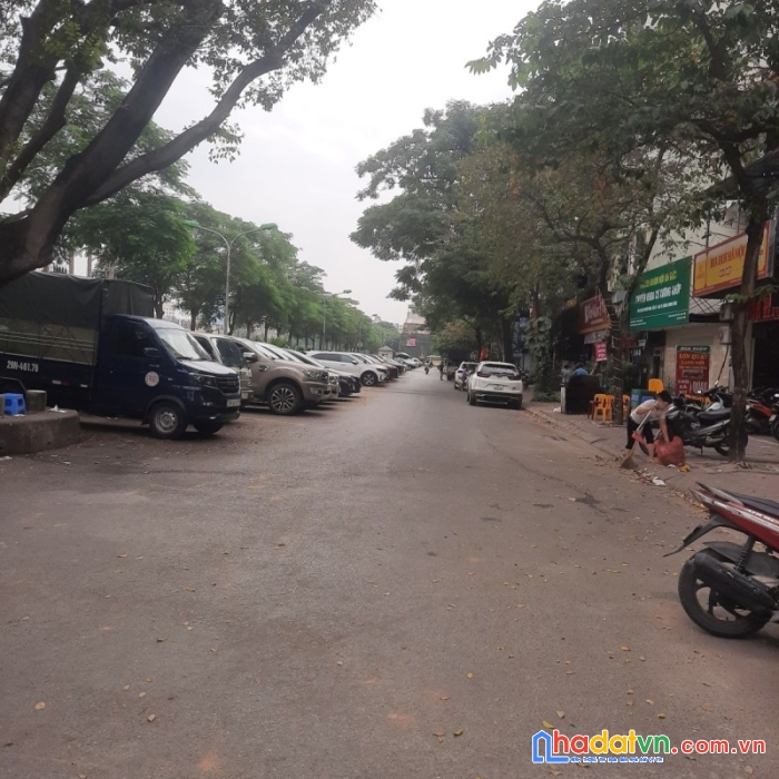 Bán nhà mặt phố nguyễn ngọc vũ 86m 4 tầng mặt tiền 8.5m ô tô tránh 15 tỷ lh 0975124520