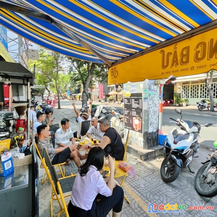 Chính chủ sang quán cafe trứng ông bầu 995 hoàng sa