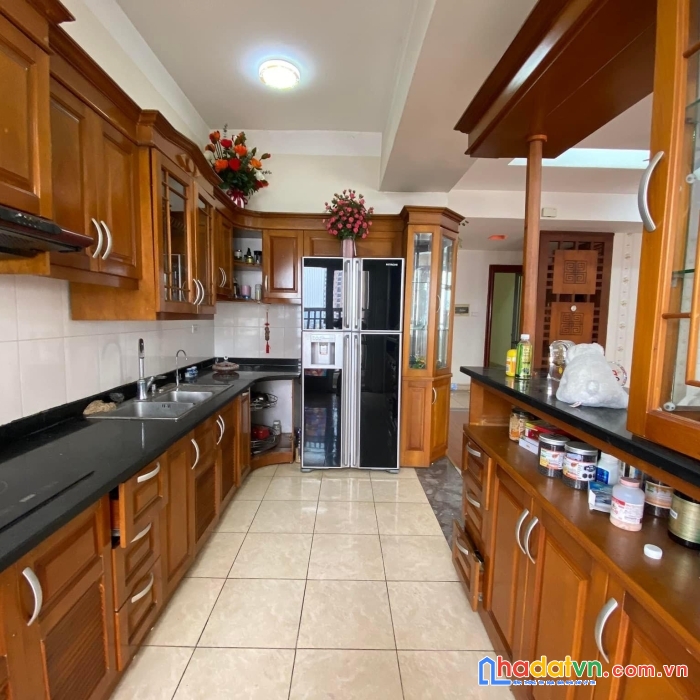 Chính chủ sổ đỏ bán căn hộ cc 130 nguyễn đức cảnh, hoàng mai, hà nội