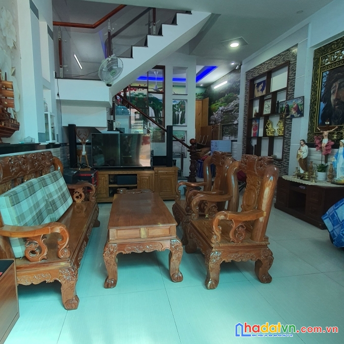 Bán nhà trong khu dân cư bà điểm, 5x18, 1 lầu, đường 12m