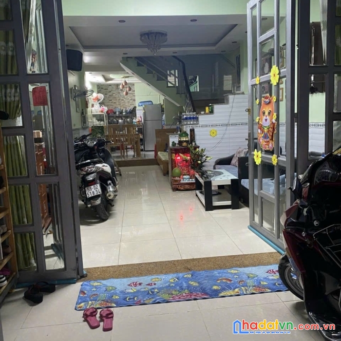 Bán nhà sẹc ngắn hương lộ 3 bhh 56m2,hxh 2 tầng chỉ 4 tỷ