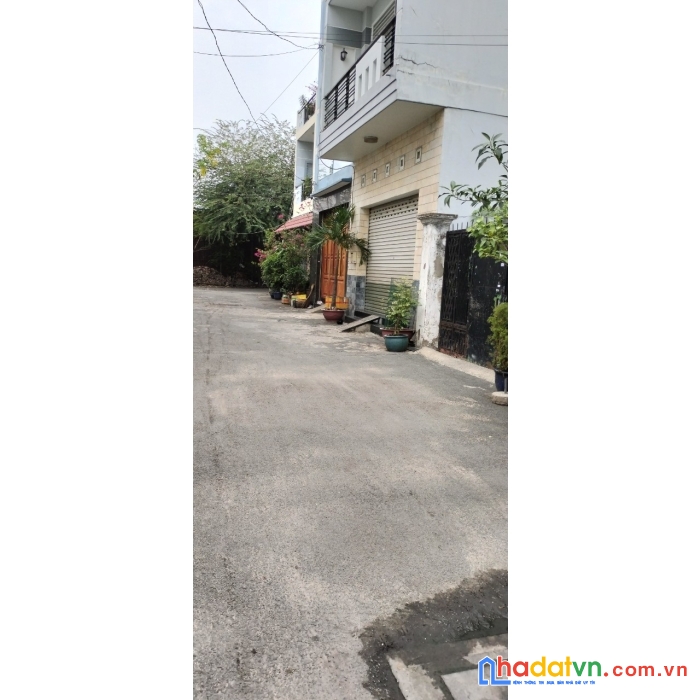 Bán nhà sẹc ngắn hương lộ 3 bhh 56m2,hxh 2 tầng chỉ 4 tỷ