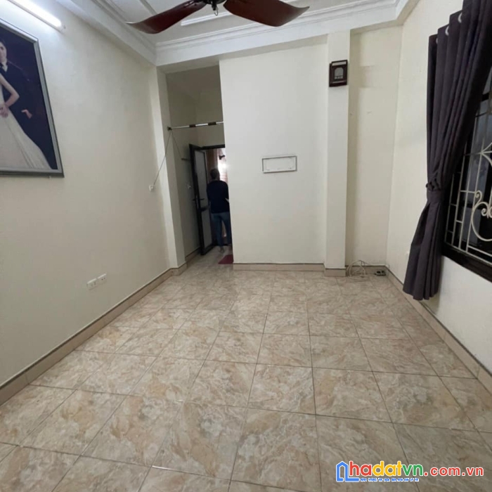 Bán nhà khâm thiên 10m ra phố-nhà đẹp sẵn ở