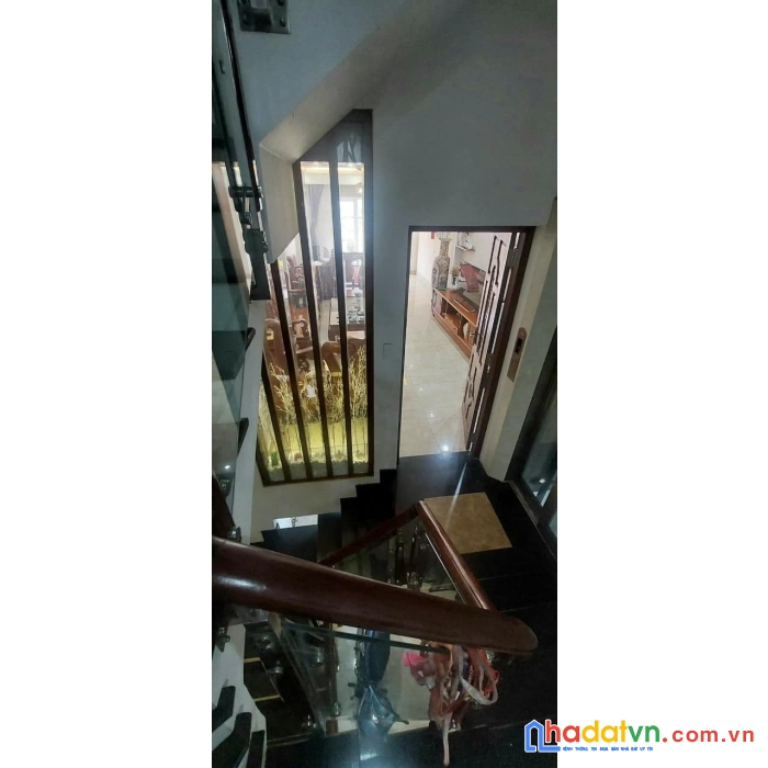 Mặt tiền  kdc tên lửa aeon bình tân - 5 tầng thang máy - nội thất sang trọng