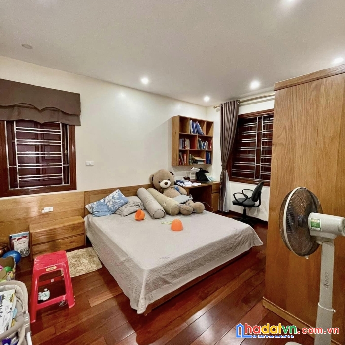 Bán nhà liền kề hc golden hồng tiến - vip long biên, kinh doanh, ở đẳng cấp.