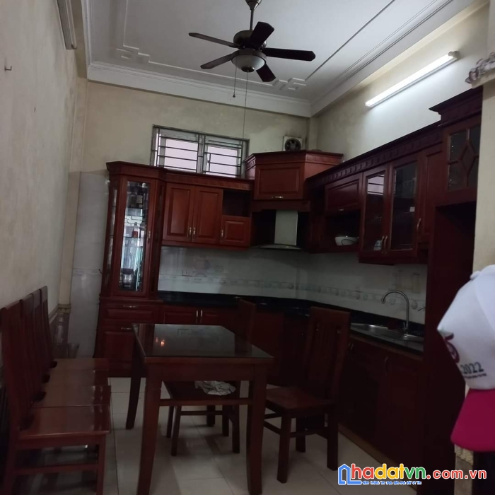 Nhà đẹp, nội thất đẹp, ngay trung tâm thanh trì, ngũ hiệp 40m2,, 3 tầng, 3 ngủ sạch đẹp, chỉ 2,2 tỷ