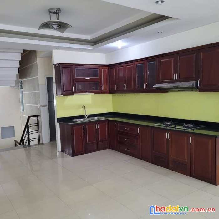 Tân phú- giáp mặt tiền đường vườn lài- 5 tầng- hẻm 8m, 72m2 chỉ 9.4 tỷ, cách lũy bán bích và tân