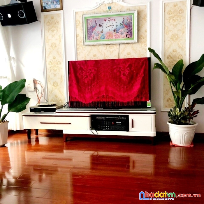 Bán gấp nhà nguyễn kiệm, pn, 6m x 9m, 5 tầng 9 tỷ