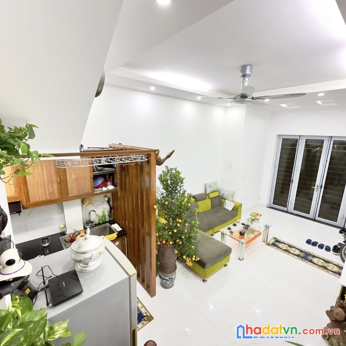 Cần bán gấp phố tôn đức thắng, 33m2, mt 3.4m, gần ô tô, nhỉnh 4 tỷ , 0382328365.