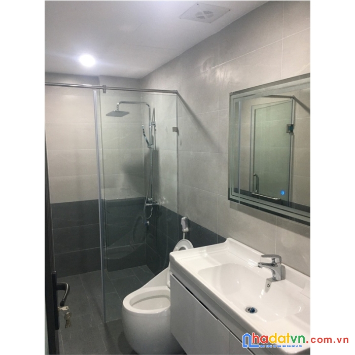 Bán nhà dòng tiền mới xây phố thái thịnh, ô tô, dt100m2 8 tầng thang máy chỉ 18 tỷ.