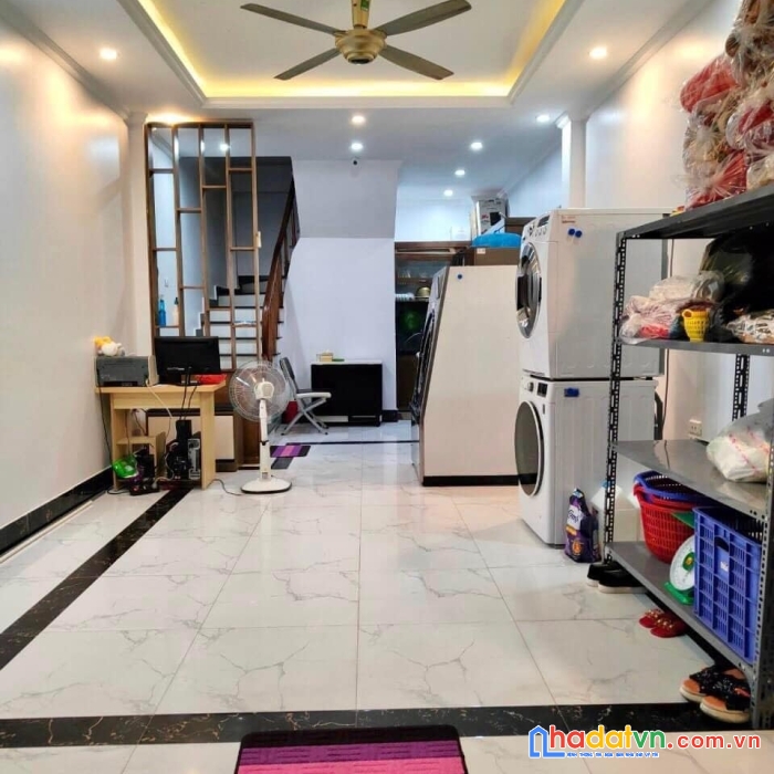 Bán nhà hồ tùng mậu,cầu giấy,thiết kế mới đẹp, ngõ thông kinh doanh sầm uất, 5.25 tỷ