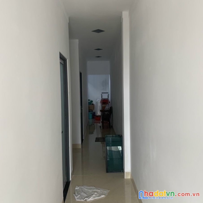 Bán nhà 1t1l ngay chợ phú thọ, p.trảng dài, shr đường ô tô