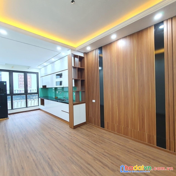 Siêu phẩm thanh xuân - lô góc, 6 tầng thang máy - ôtô đỗ cửa, kinh doanh - mặt phố 3 bước, nhỉnh 7