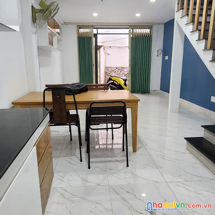 Nhà mới  4x9 cmt8 2 tầng 2 pn 2 wc chỉ nhỉnh 4 tỷ