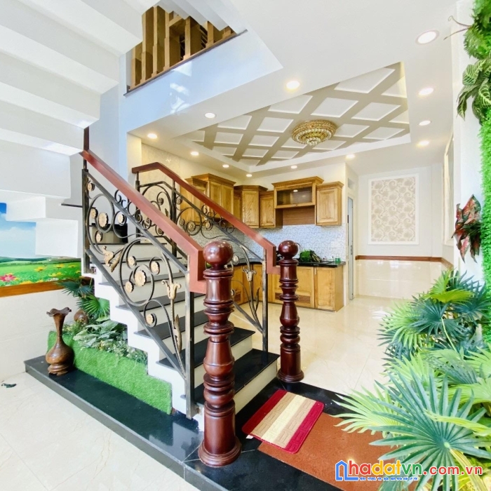 Cung điện nguy nga siêu hot siêu đẹp - trung tâm gò vấp - chủ ngộp bán nhanh - giá chỉ 9.98 tỷ -