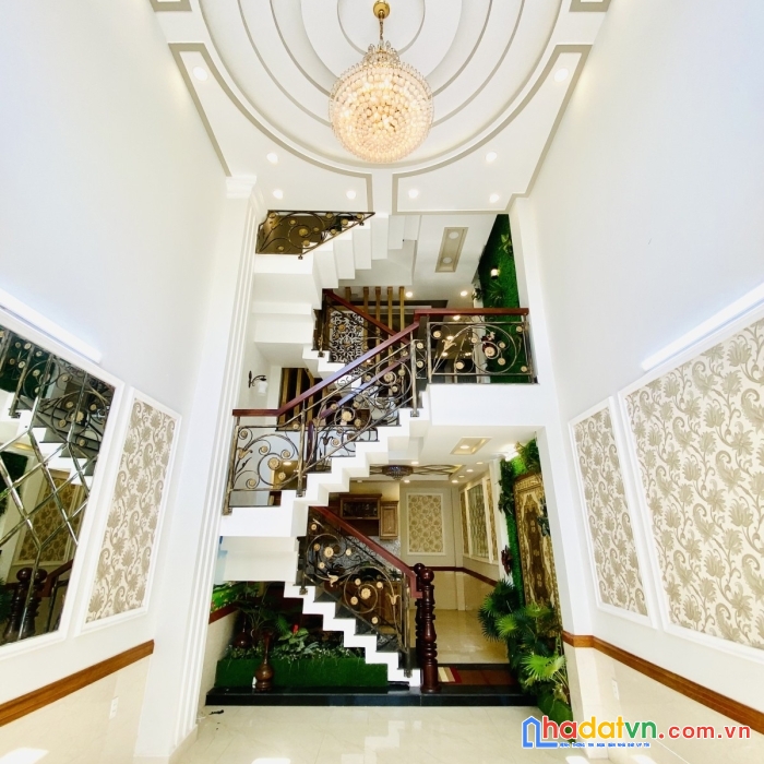 Cung điện nguy nga siêu hot siêu đẹp - trung tâm gò vấp - chủ ngộp bán nhanh - giá chỉ 9.98 tỷ -