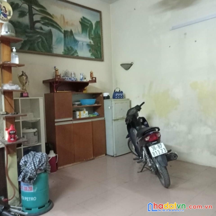 Cần bán gấp phố tôn đức thắng, 38m2, 4 ngủ , gần ô tô, nhỉnh 3 tỷ , 0382328365.