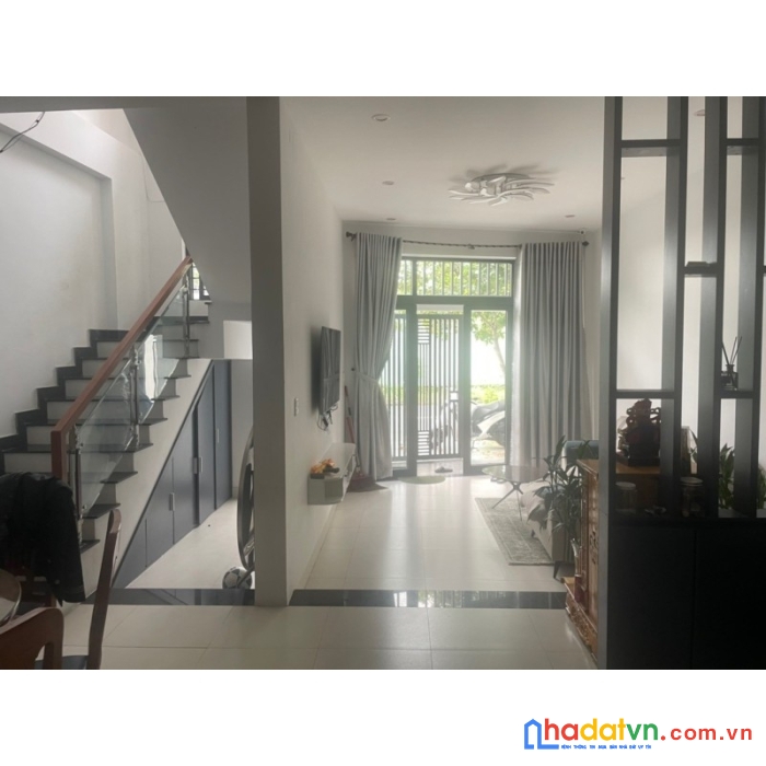Nhà mặt tiền hoài thanh 70m2, 4 tầng, ngang 6, mới đẹp, 5.x tỷ