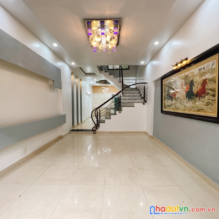 3.bán nhà văn cao 51m2 4 tầng nhà đẹp